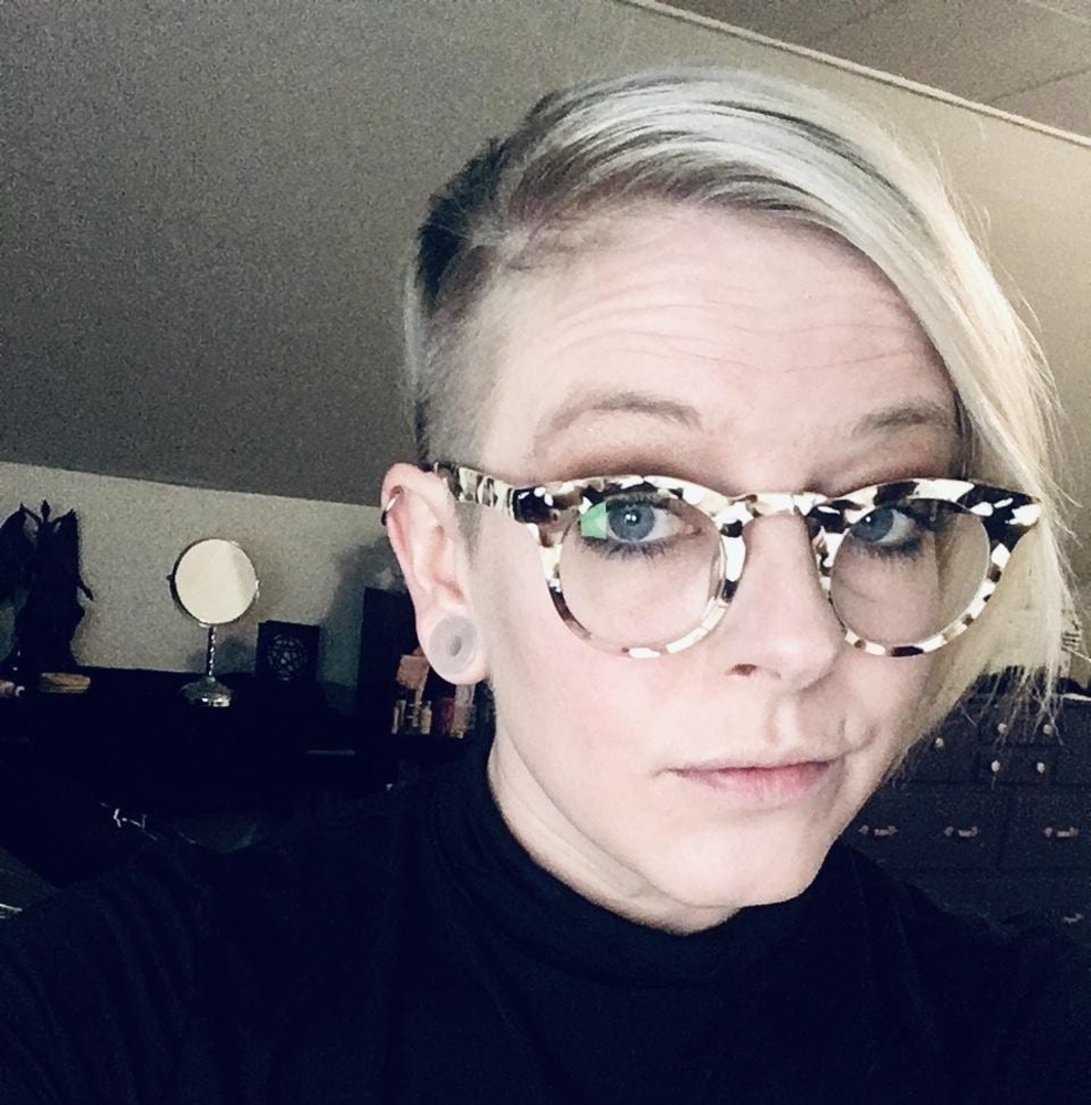 Meet your Posher, Andrea